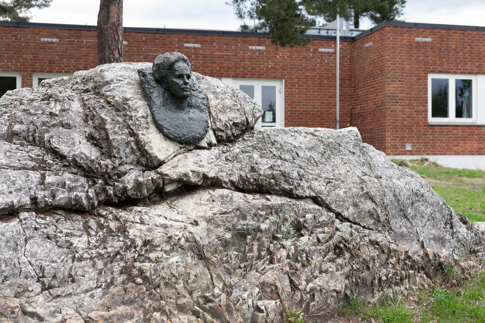 Tema: Monumenter og minnesmerker